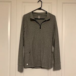 Senita Athletics Pullover